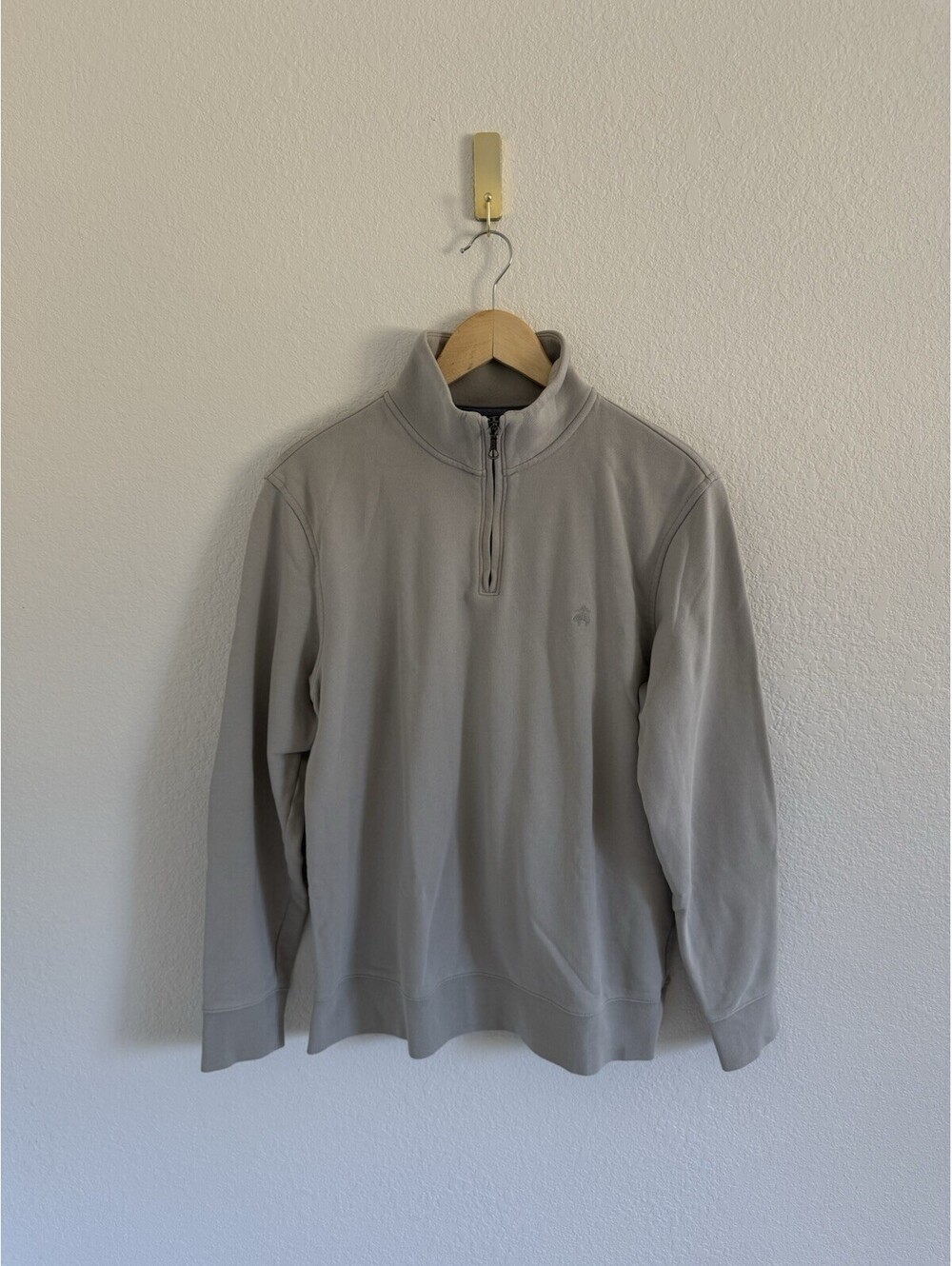 Brooks Brothers Men Sz M Quarter Zip Preppy Minimalist Embroidered Sweater Grey